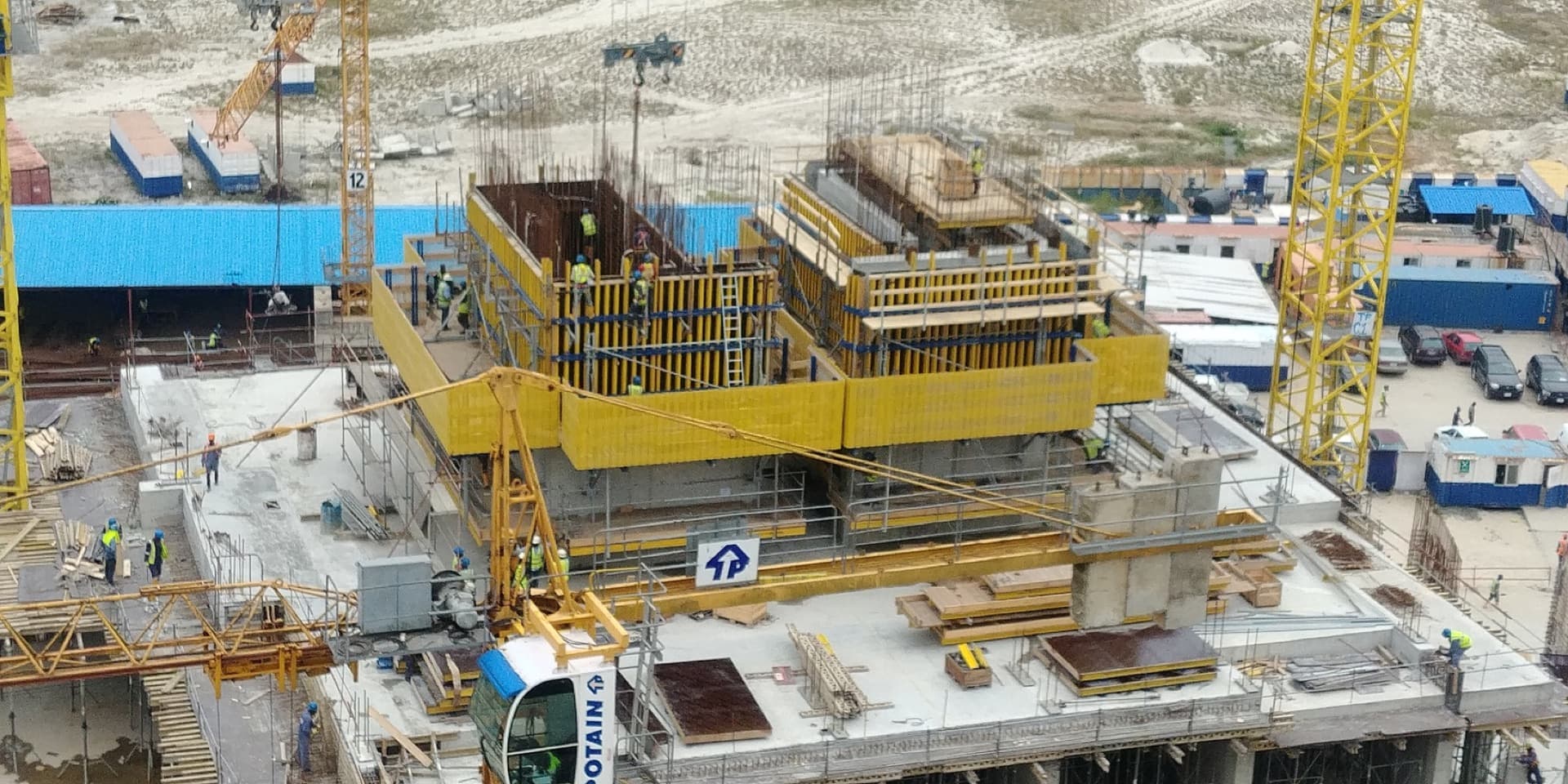 Azuri Towers — site photo 2