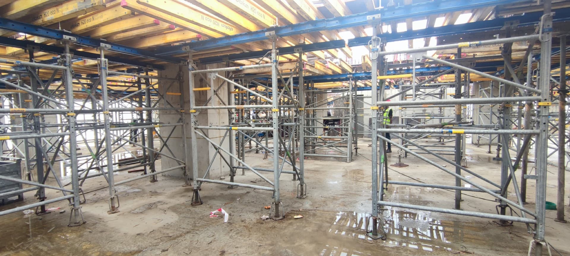 Paramount Twin Towers — site photo 1