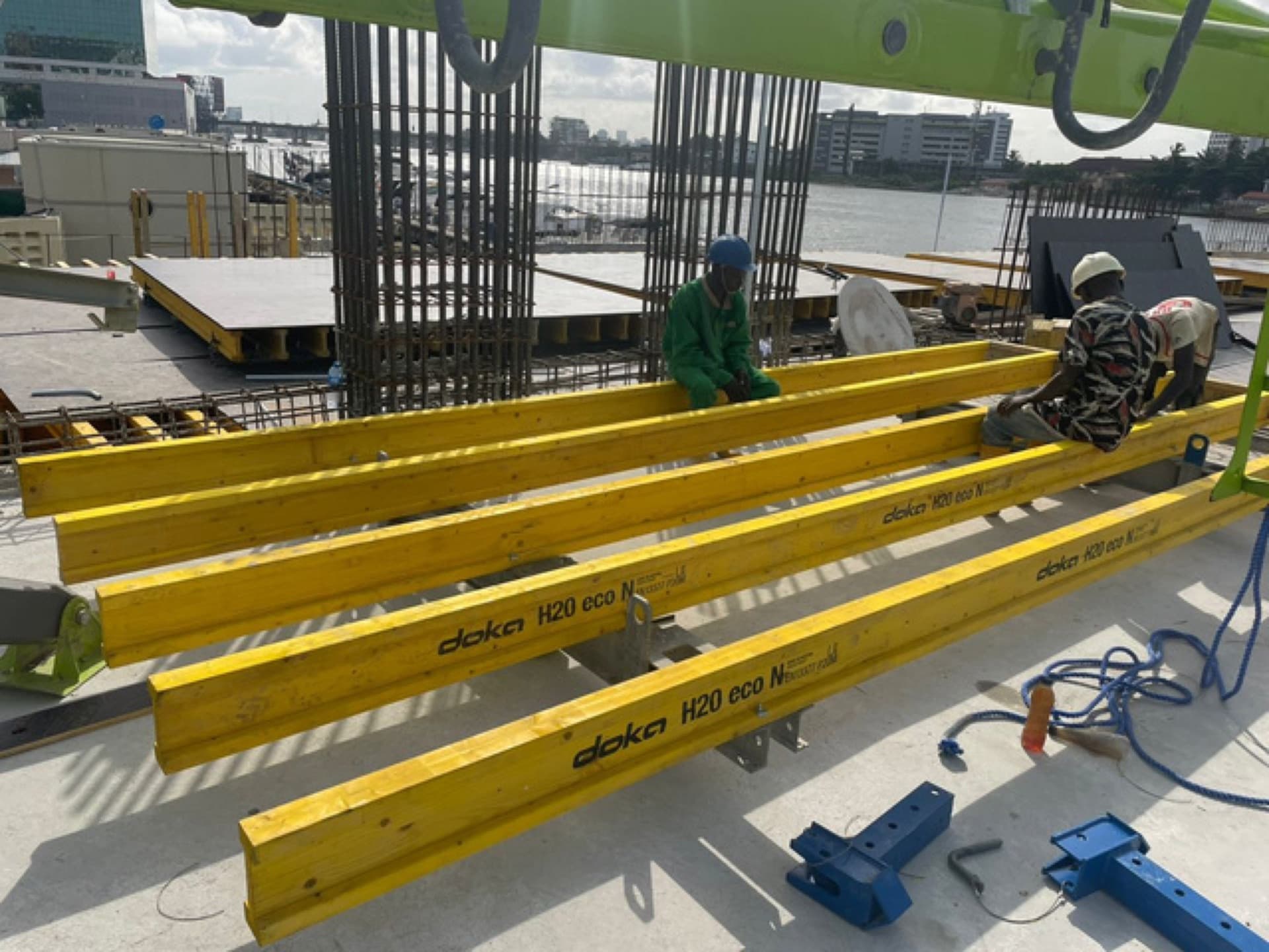 Pre-assembled formwork elements