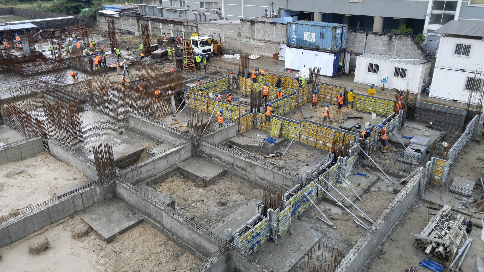 Foundation Formwork – Hand-Shifting Panel System