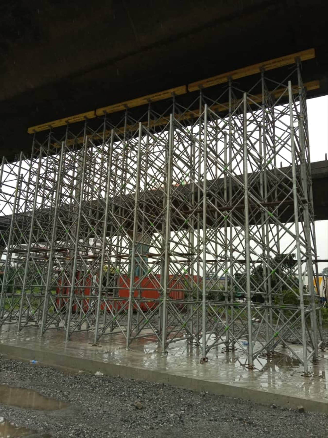 Rental shoring and scaffolding systems on site